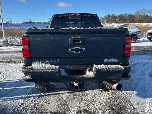 Used 2019 Chevrolet Silverado 2500 High Country image 4