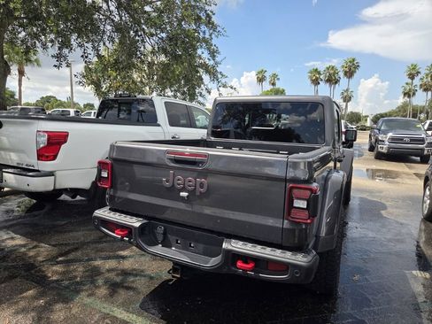 Used 2024 Jeep Gladiator Rubicon AWD/4WD image 5