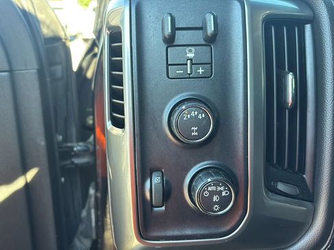 Used 2019 Chevrolet Silverado 2500 LTZ w/ Midnight Edition AWD/4WD image 22
