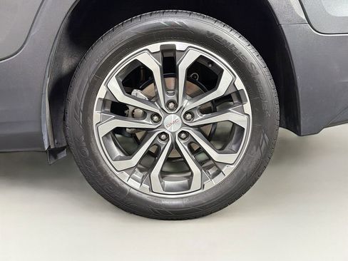 Used 2019 GMC Terrain SLT w/ Preferred Package image 33