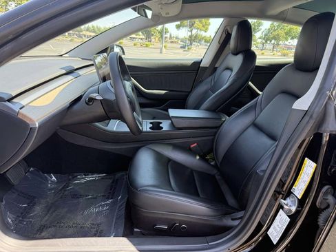 Used 2021 Tesla Model 3 Standard Range Plus RWD image 15
