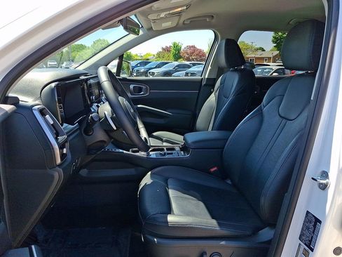 Certified 2023 Kia Sorento EX AWD/4WD image 14
