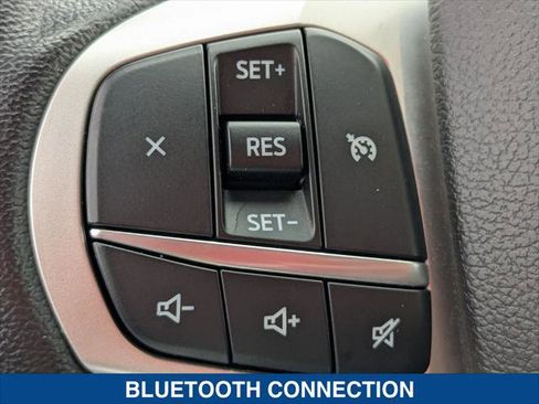 Certified 2022 Ford Explorer XLT image 16