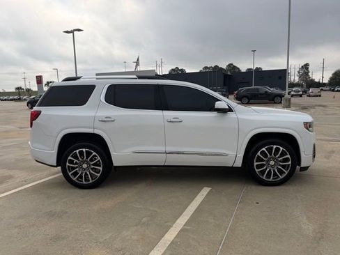 Used 2021 GMC Acadia Denali image 6