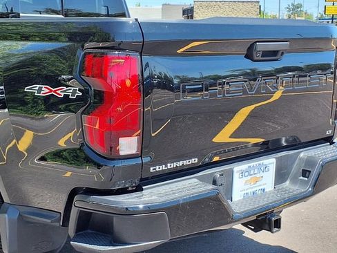 Used 2024 Chevrolet Colorado LT w/ LT Convenience Package II AWD/4WD image 23