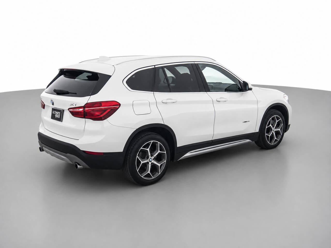 Used 2017 BMW X1 sDrive28i FWD image 5