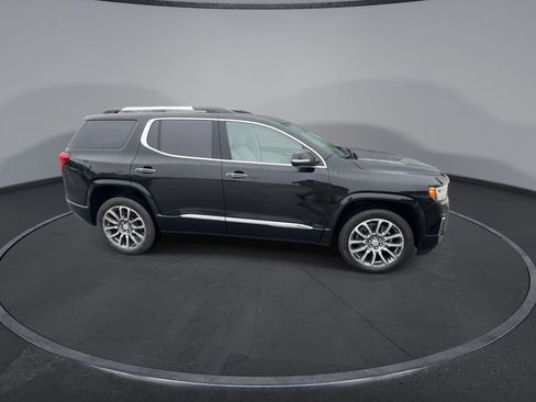 Used 2023 GMC Acadia Denali image 9