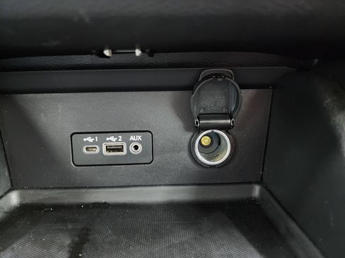 Used 2023 Nissan Sentra SV image 44