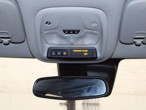 Used 2023 Chevrolet TrailBlazer LT w/ Convenience Package image 28