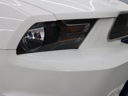 Used 2011 Ford Mustang GT Premium RWD image 25