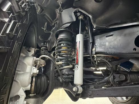 Used 2024 Jeep Wrangler Unlimited AWD/4WD image 16