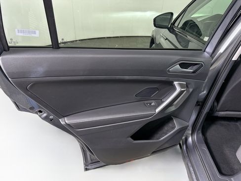 Used 2024 Volkswagen Tiguan S image 25