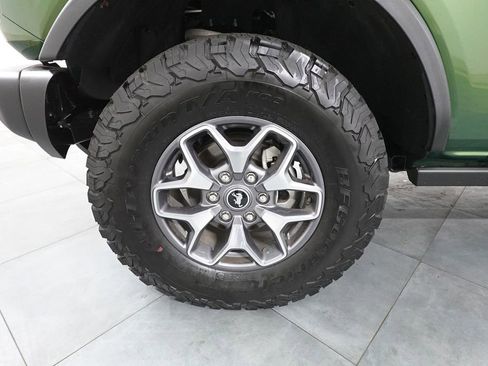 Certified 2025 Ford Bronco Badlands image 28