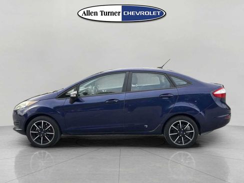 Used 2016 Ford Fiesta SE image 7