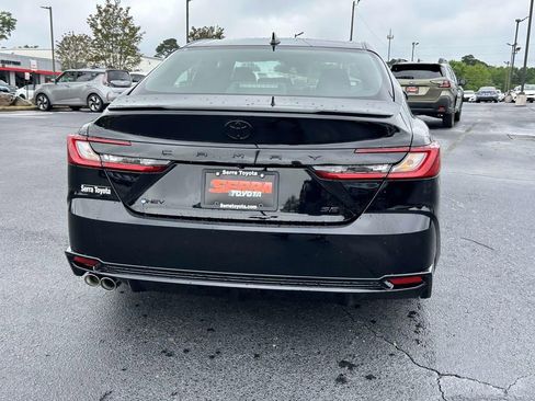 New 2026 Toyota Camry Hybrid FWD image 4