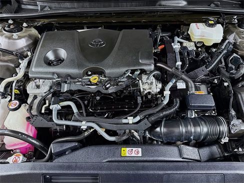 Certified 2021 Toyota Camry LE image 30