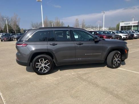 Certified 2025 Jeep Grand Cherokee Limited w/ Trailer Tow Package image 5