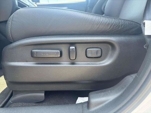Used 2023 Honda Passport EX-L image 16