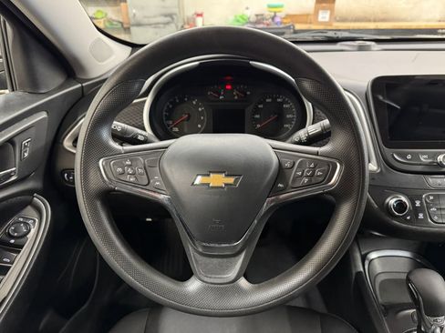 Used 2023 Chevrolet Malibu LT FWD image 19
