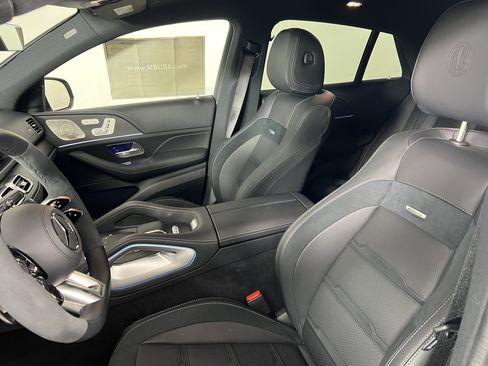 Used 2025 Mercedes-Benz GLE 53 AMG 4MATIC Coupe image 17