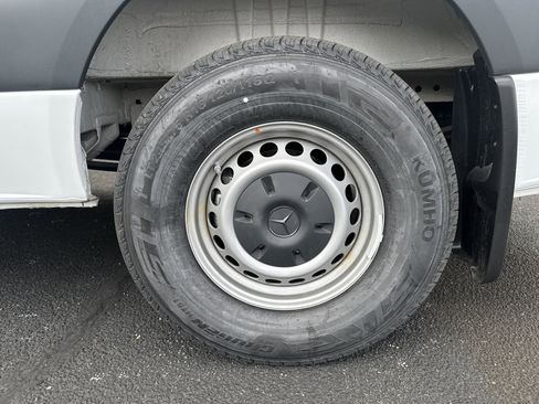 New 2026 Mercedes-Benz Sprinter 2500 image 28