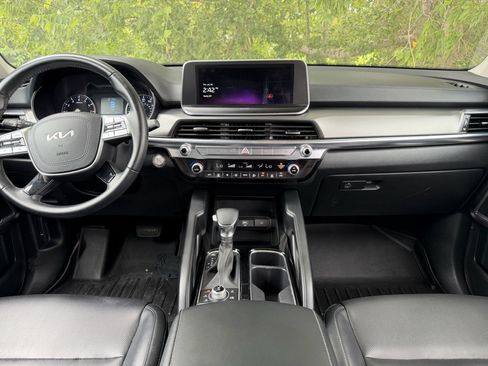 Used 2022 Kia Telluride LX AWD/4WD image 11