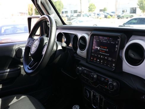 Used 2021 Jeep Wrangler Unlimited Islander image 20