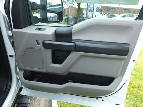 Used 2018 Ford F450 XL w/ Power Equipment Group AWD/4WD image 23
