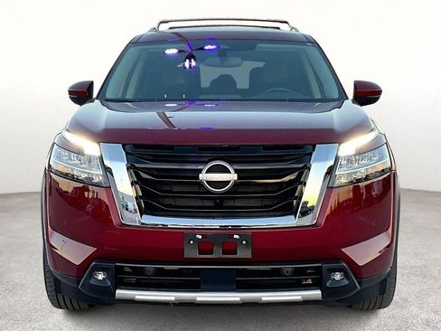 Used 2022 Nissan Pathfinder SL image 5