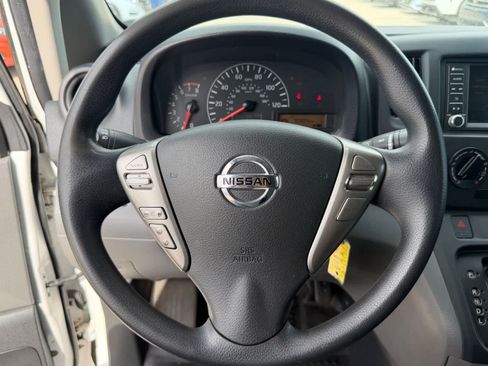 Certified 2020 Nissan NV200 S FWD image 18