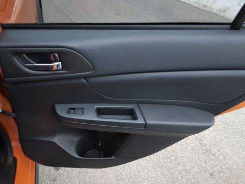 Used 2014 Subaru Crosstrek 2.0i Limited image 23
