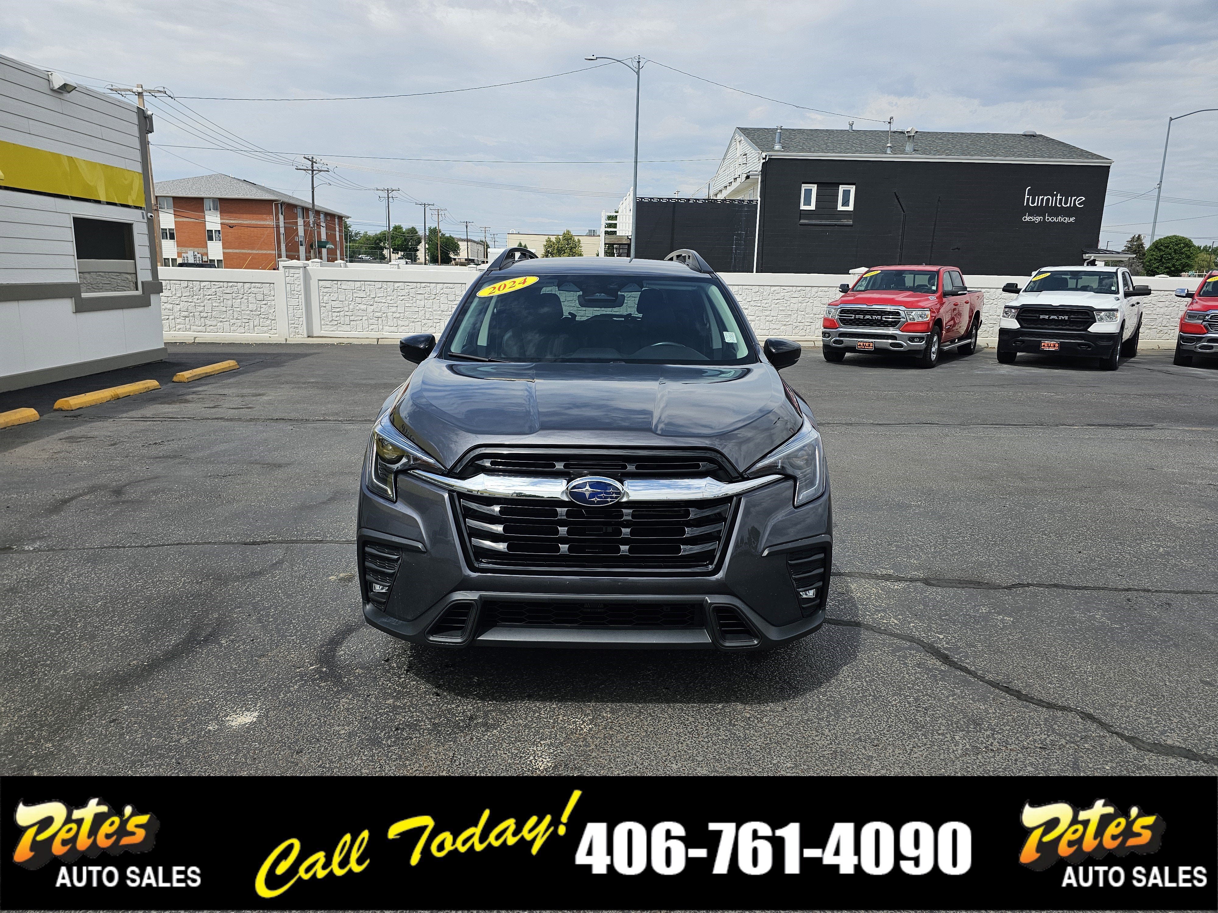 Used 2024 Subaru Ascent Limited AWD/4WD image 7