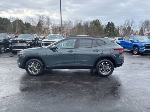 New 2026 Chevrolet Trax LT w/ Driver Confidence Package image 6