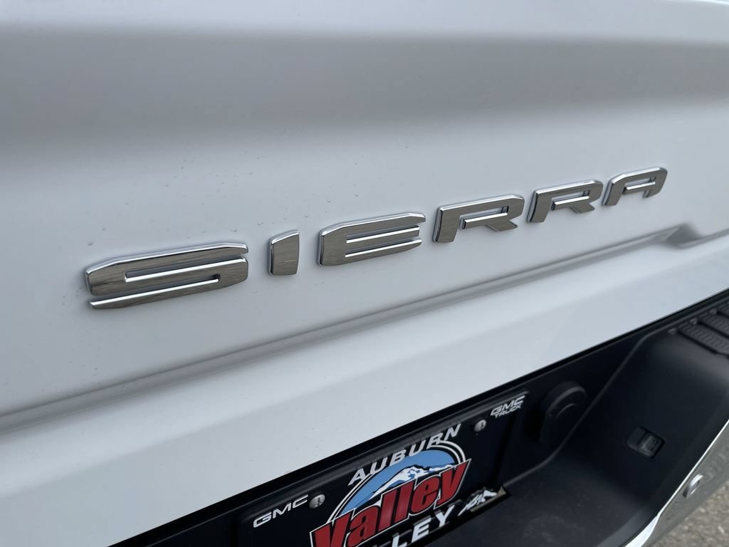 New 2026 GMC Sierra 3500 SLT w/ SLT Premium Package AWD/4WD image 33