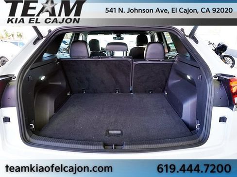 Used 2024 Volkswagen Atlas Cross Sport SE FWD image 13