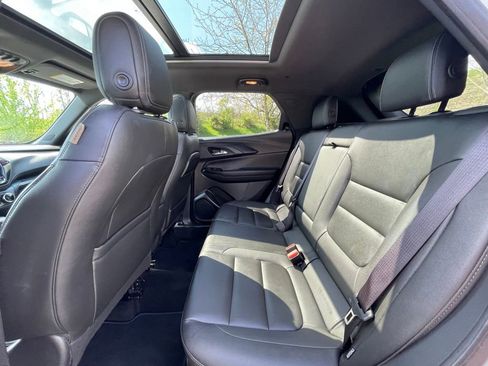 Used 2023 Chevrolet TrailBlazer ACTIV w/ Sun and Liftgate Package AWD/4WD image 23
