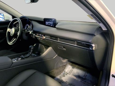 Used 2023 MAZDA MAZDA3 s FWD image 19