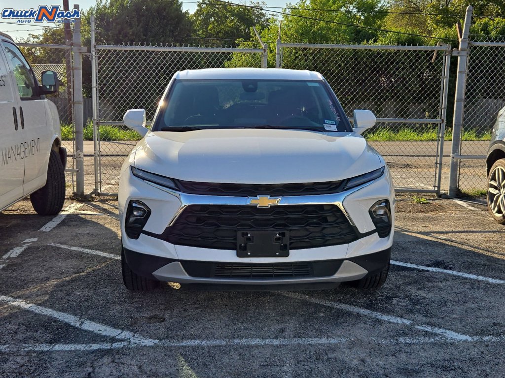 Certified 2026 Chevrolet Blazer LT FWD image 2