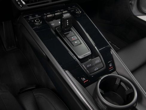 Used 2020 Porsche 911 Carrera S image 33