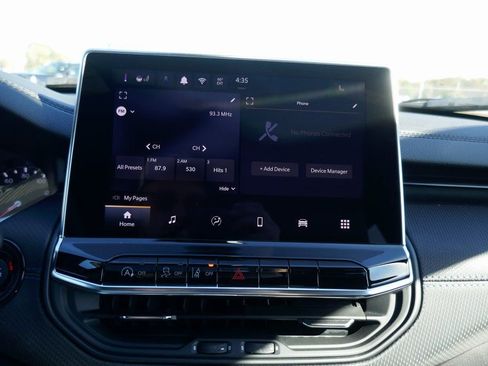 New 2026 Jeep Compass Latitude image 24