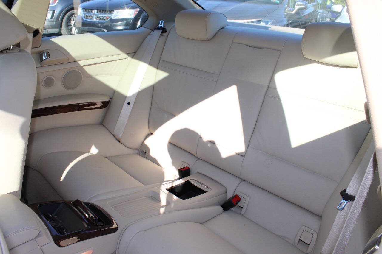 Used 2007 BMW 328xi Coupe AWD/4WD image 17