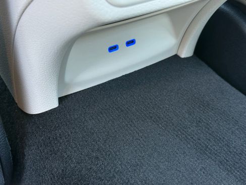 Used 2026 Mercedes-Benz C 300 4MATIC Sedan image 31