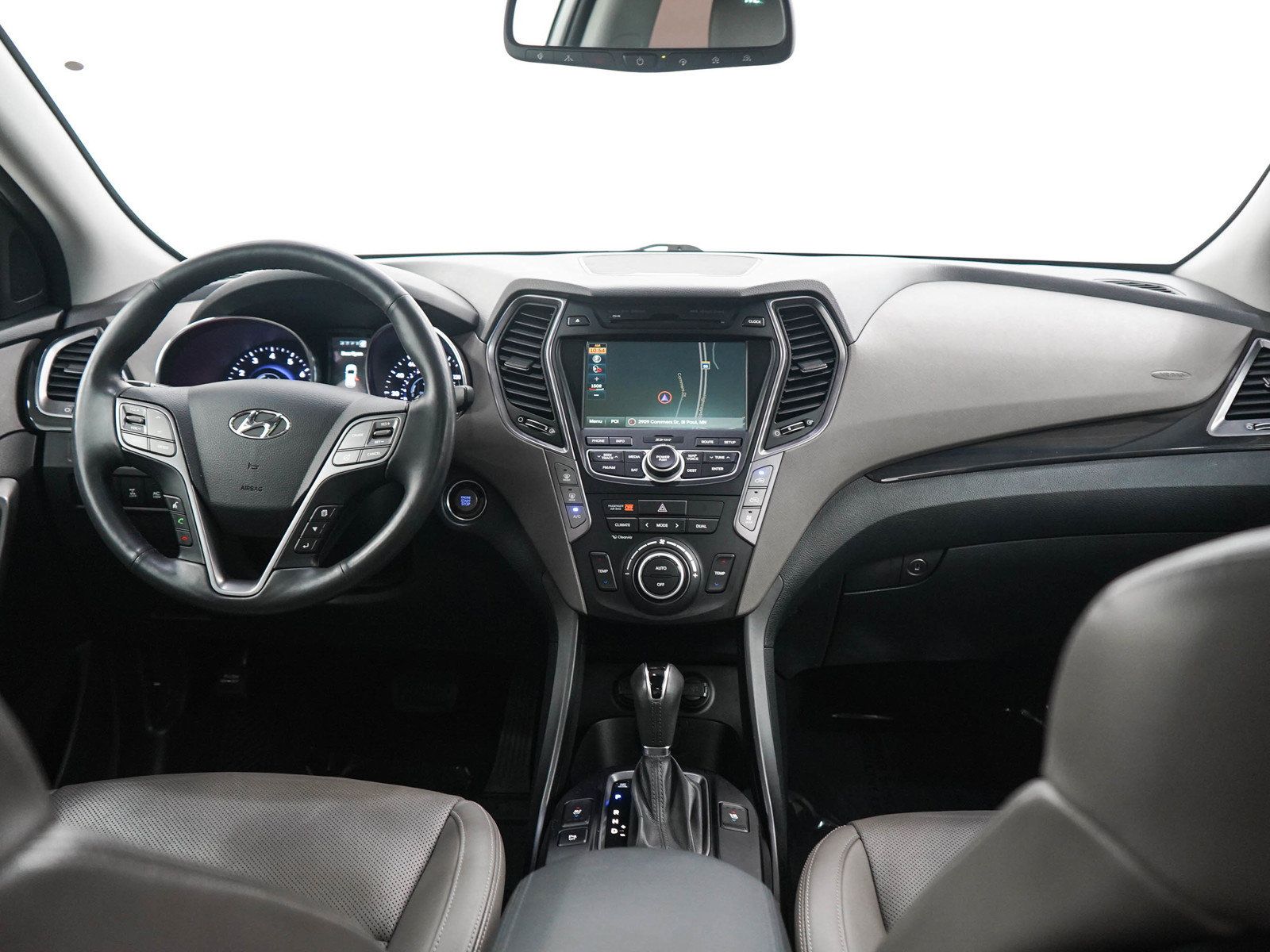 Used 2016 Hyundai Santa Fe SE w/ Option Group 03 AWD/4WD image 13