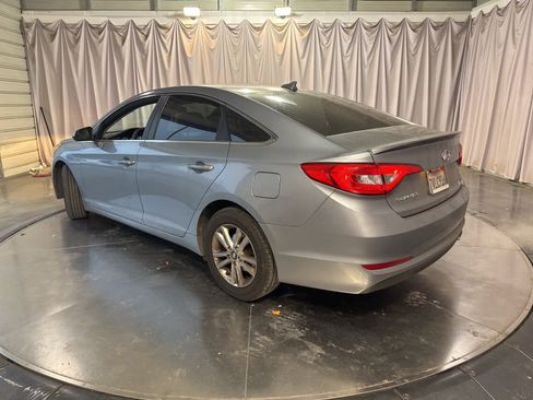 Used 2017 Hyundai Sonata SE image 7