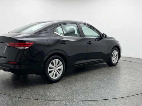 Used 2025 Nissan Sentra S FWD image 9