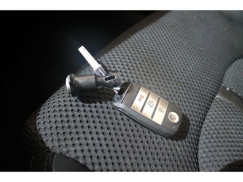 Used 2019 Kia Optima S image 28
