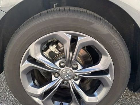 Used 2025 Honda Accord EX-L image 11