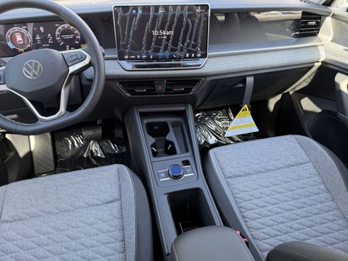 New 2026 Volkswagen Tiguan S image 14