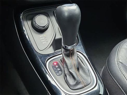 Used 2021 Jeep Compass Limited w/ Trailer Tow Group image 32