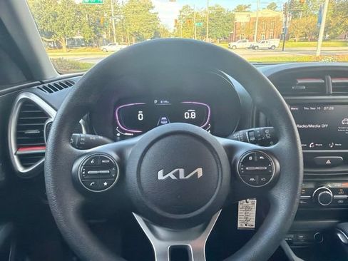Used 2024 Kia Soul LX w/ Option Group 015 FWD image 12